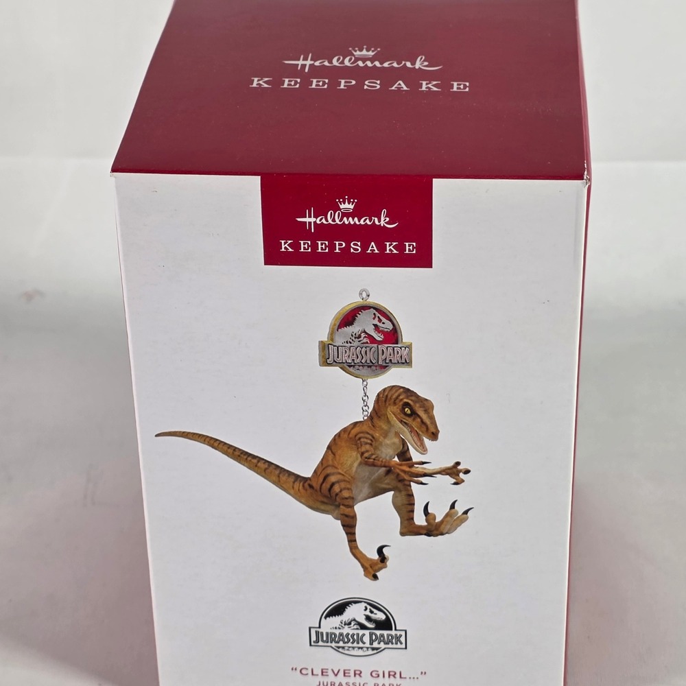 Hallmark Keepsake 2025 Jurassic Park Clever Girl Velociraptor Ornament NIB